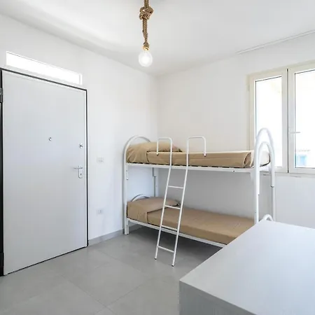 Esperia Apartament *